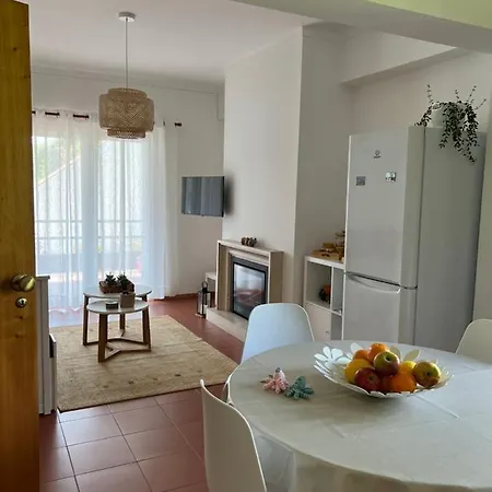 Apartment Golden Rock *